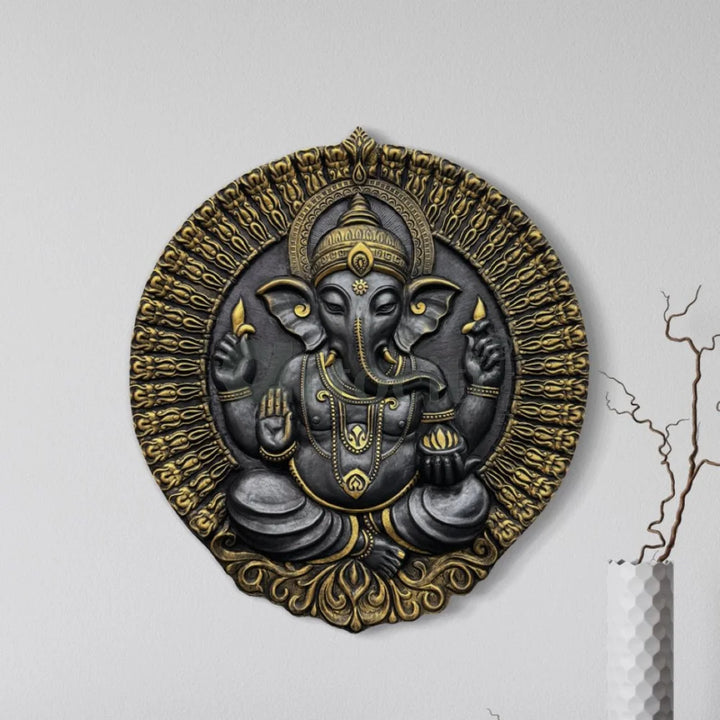 Round Ganesha Wall Decor - 3D Relief Mural Wall Art 3.5X3 Feet / Black With Golden Highlight